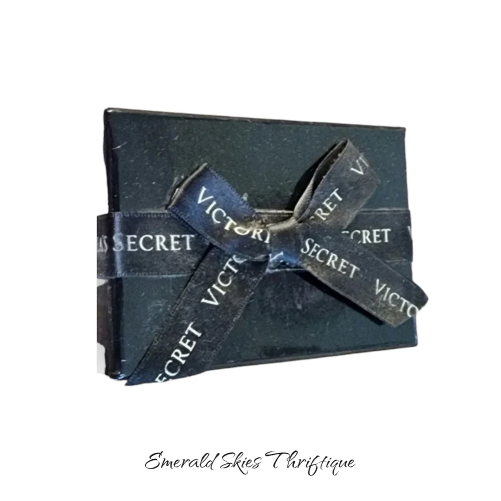 Victorias‎ secret cuff bracelet